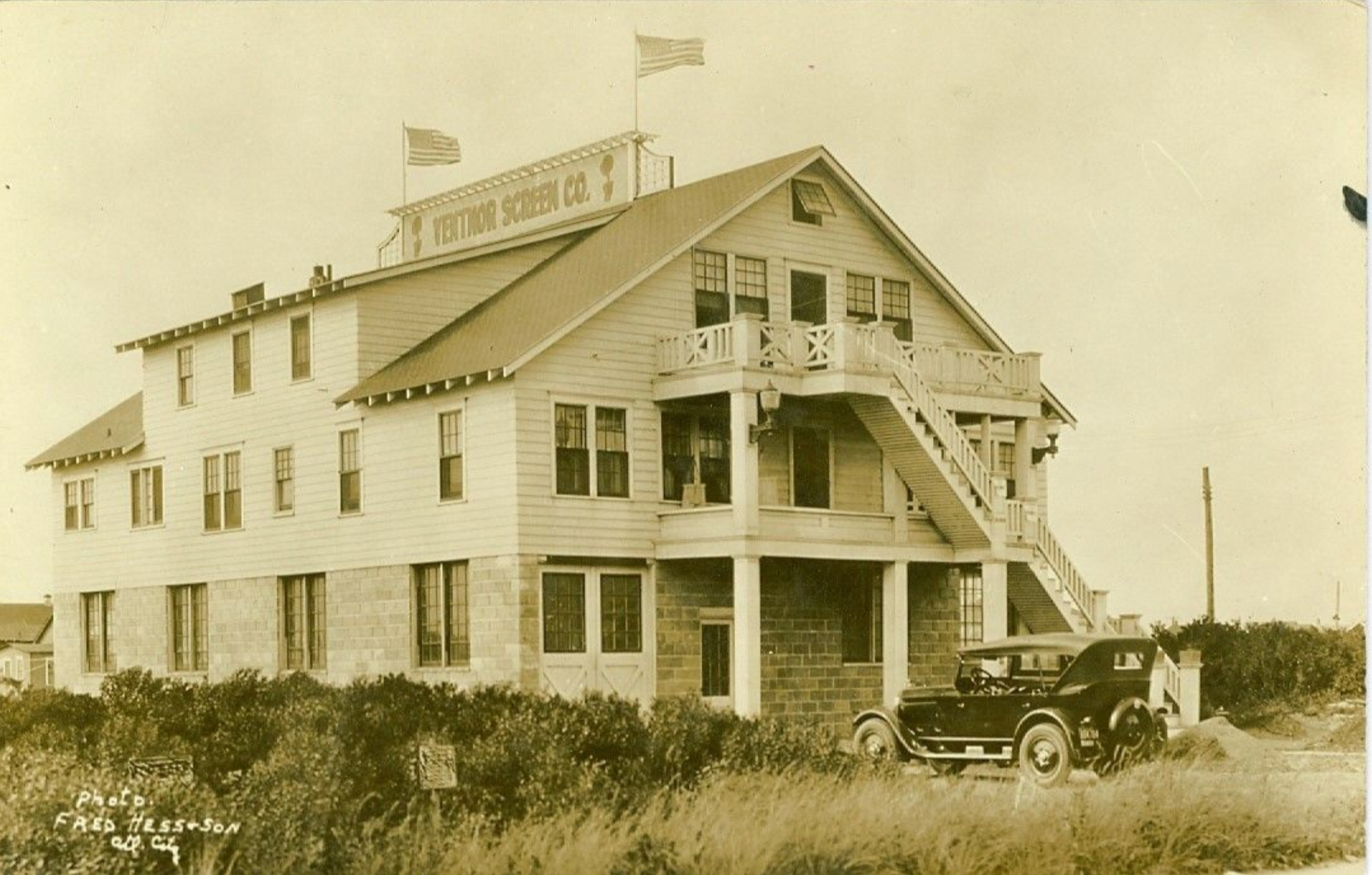 Ventnor - Said to be the Ventnor Screen Company - 1920s looks like