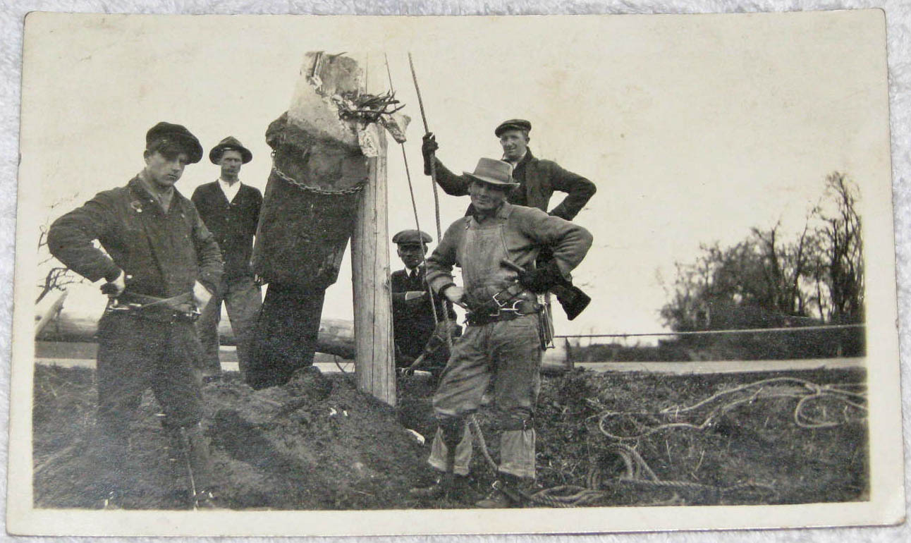 Burlington vicinity - A portrait of a crew stringing telephone or electrical wire - 1910s