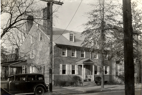 mthllySamuel Risdon House, Garden Street, Mount Holly, date unknown (owned by the Misses Etris, 1939)