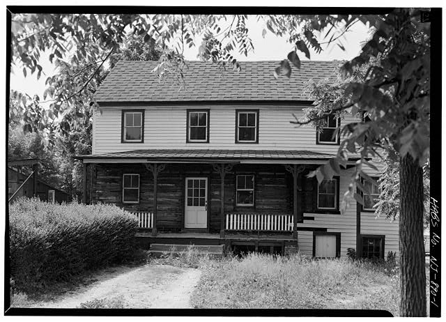 mthllyShinn-CurtisLogCabin, 23WashingtonStreetV1Habs