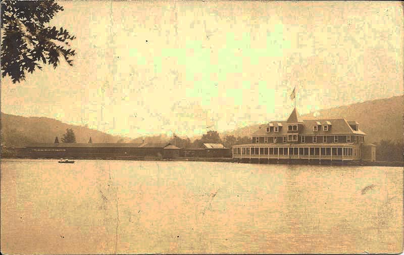 Andover - Cranberry Lake Boathouse