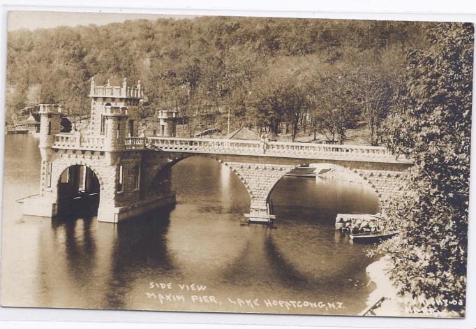 Lake Hopatcong - View of Maxim Pier - 1909